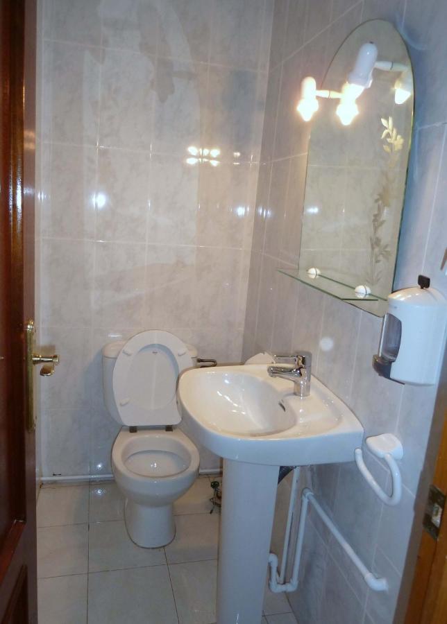 La Sucursal Appartement Cazalegas Buitenkant foto